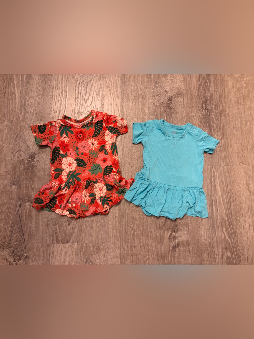 Lot of 2 Baby Girl's Gigi & Max Bodysuit Dress- Size 9 Months- Pre-owned